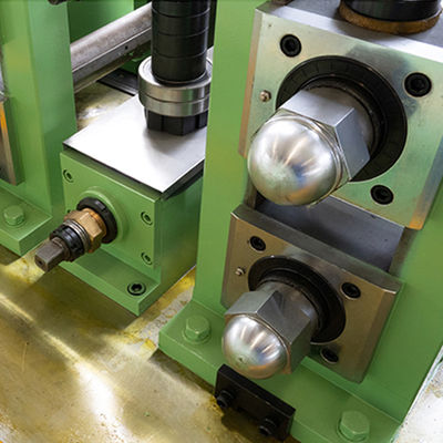 Nanyang Materials Steel Pipe Making Erw Pipe Mill Line for Industry Annual output 27400t Power w 620000